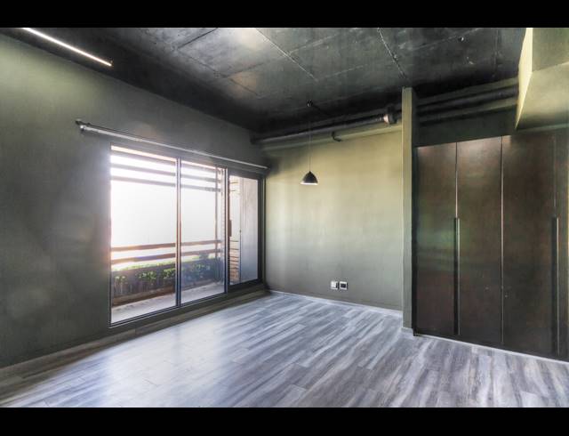 0.5 BEDROOM APARTMENT FOR SALE IN MABONENG